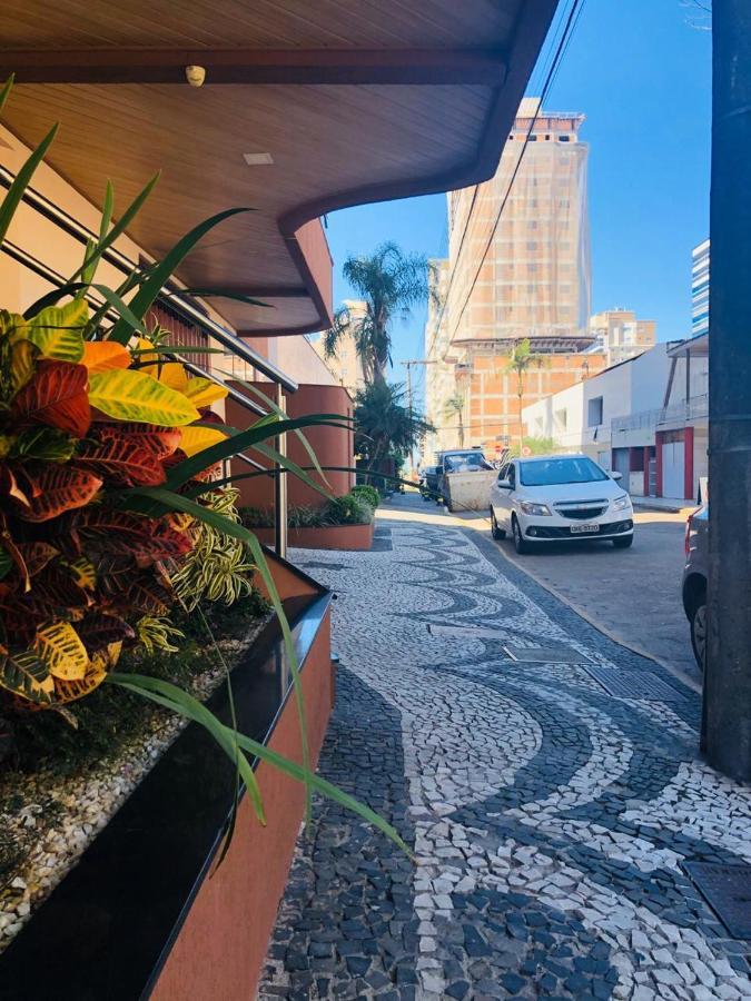 Excelente Apartamento Meia Praia - Itapema Esterno foto