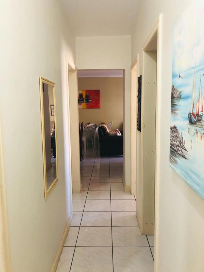 Excelente Apartamento Meia Praia - Itapema Esterno foto