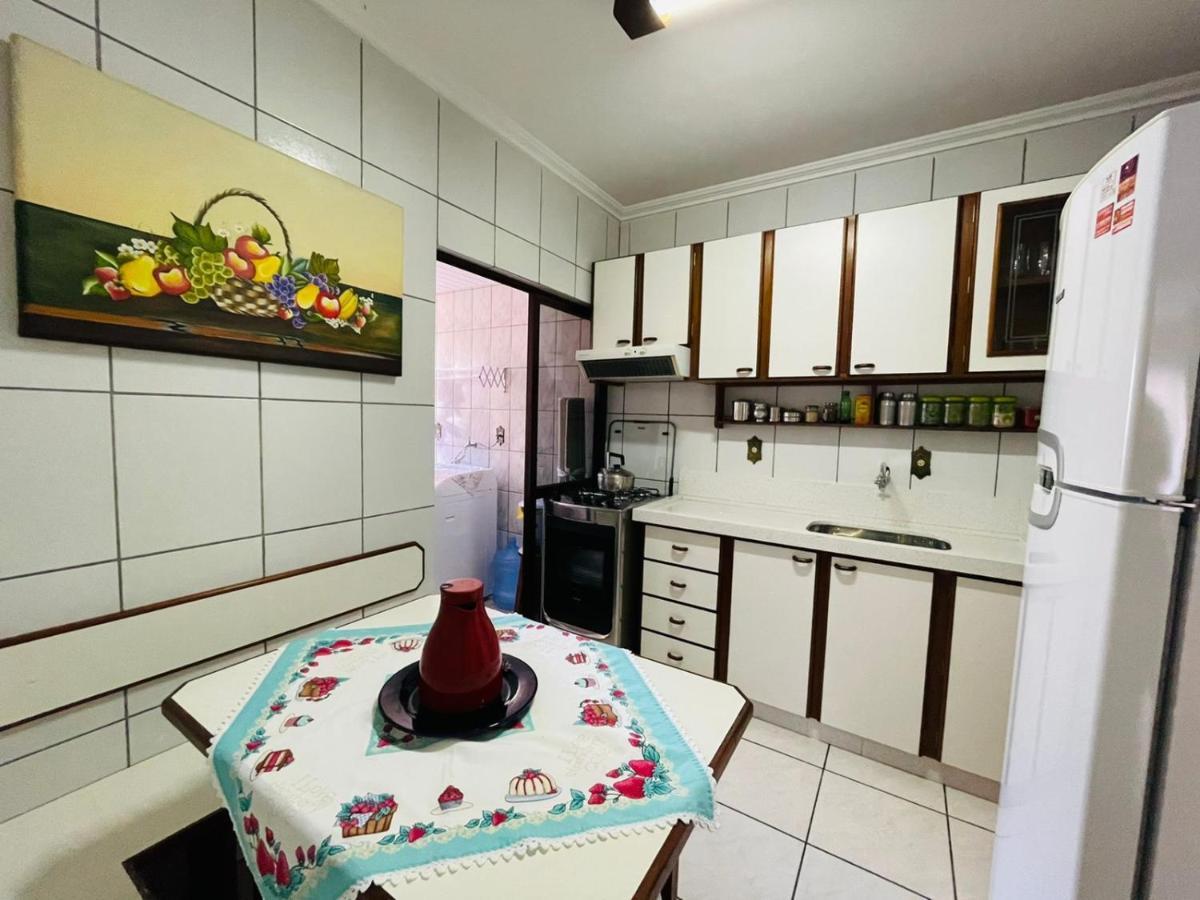 Excelente Apartamento Meia Praia - Itapema Esterno foto